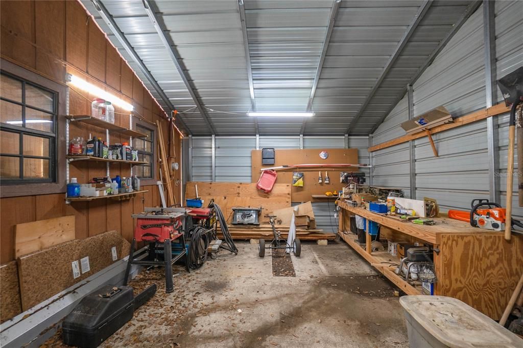 For Sale: $165,000 (2 beds, 1 baths, 676 Square Feet)