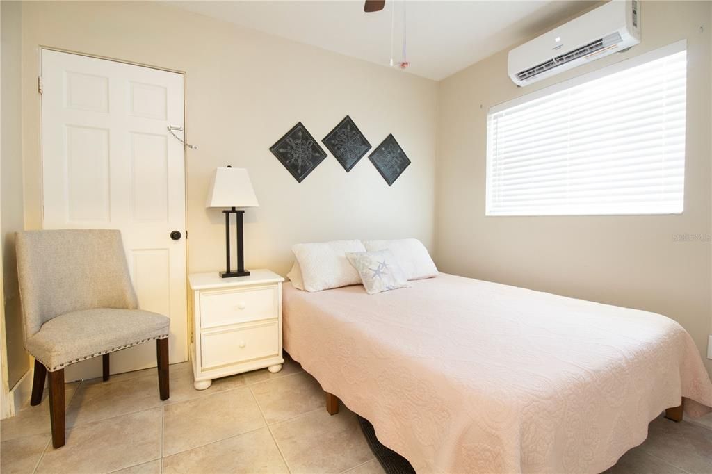 En Venta: $785,000 (4 camas, 0 baños, 1700 Pies cuadrados)
