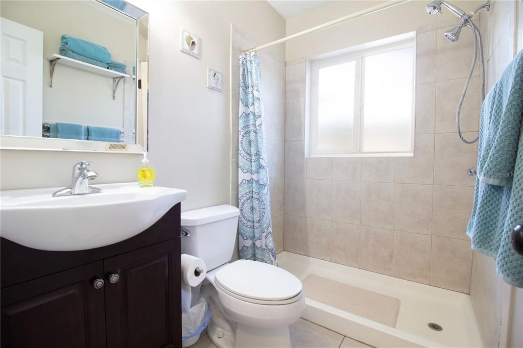 En Venta: $785,000 (4 camas, 0 baños, 1700 Pies cuadrados)