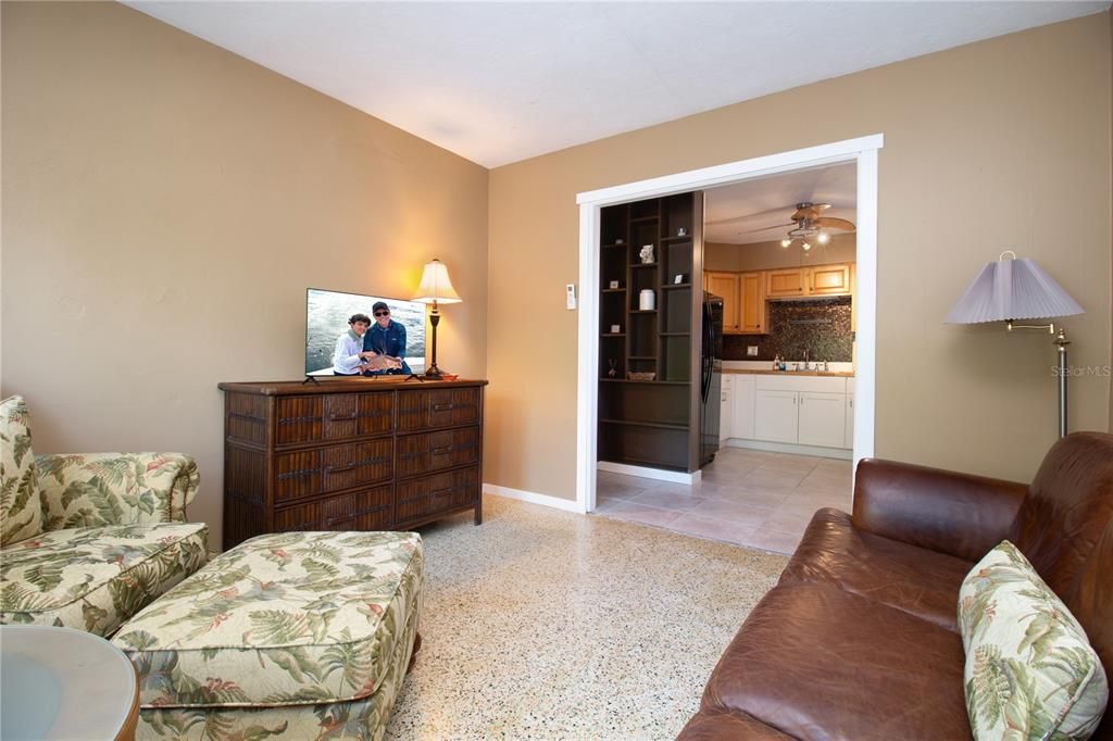 En Venta: $785,000 (4 camas, 0 baños, 1700 Pies cuadrados)