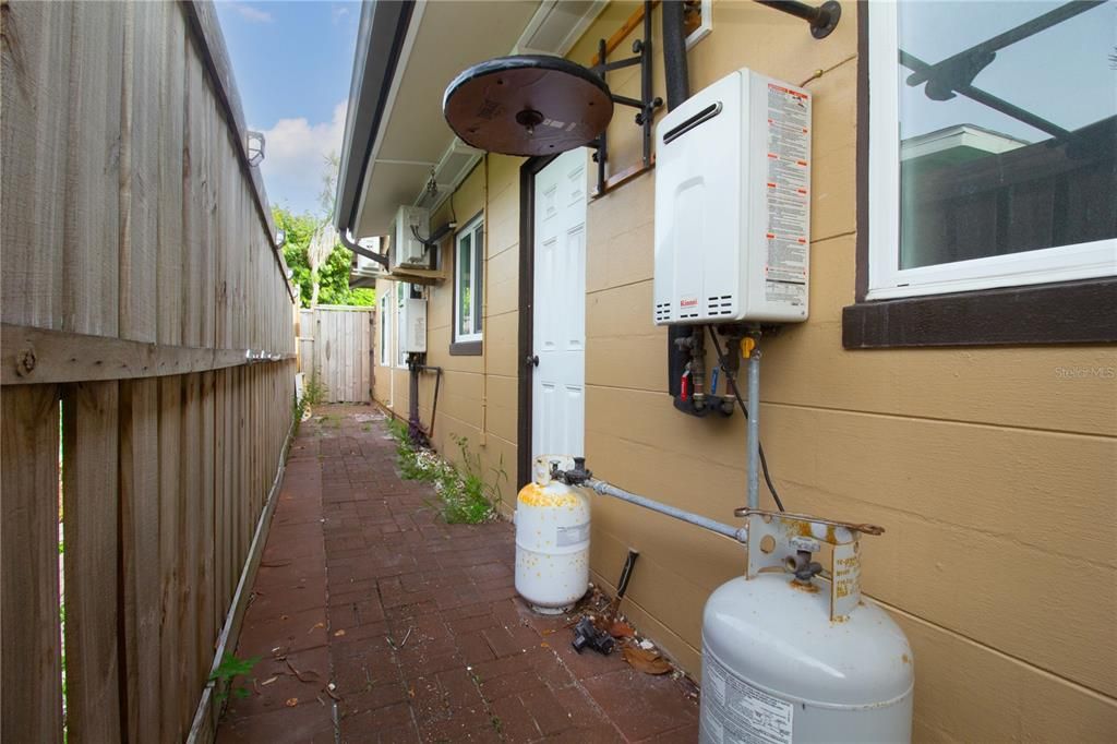 En Venta: $785,000 (4 camas, 0 baños, 1700 Pies cuadrados)