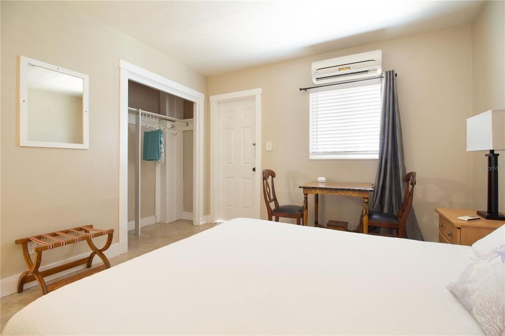 En Venta: $785,000 (4 camas, 0 baños, 1700 Pies cuadrados)