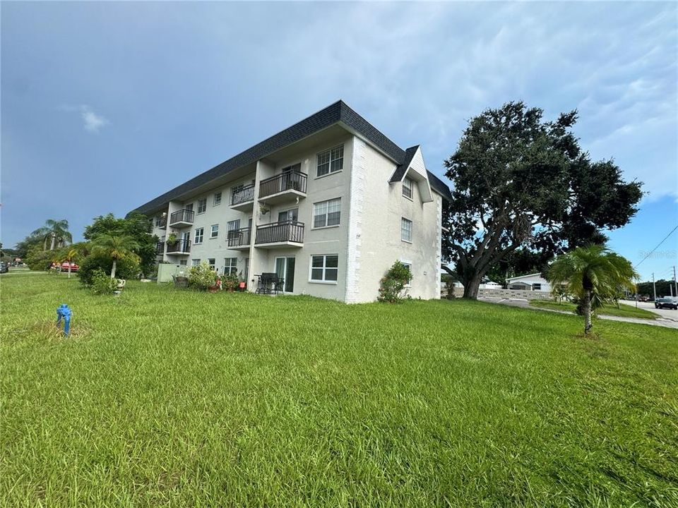 For Sale: $3,850,000 (0 beds, 0 baths, 13183 Square Feet)