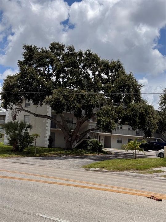 For Sale: $3,850,000 (0 beds, 0 baths, 13183 Square Feet)