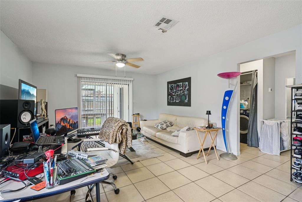 For Sale: $462,000 (4 beds, 0 baths, 1902 Square Feet)