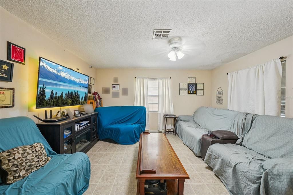 For Sale: $462,000 (4 beds, 0 baths, 1902 Square Feet)