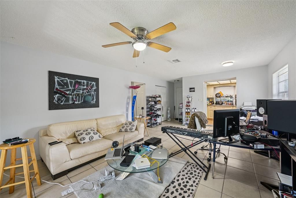 For Sale: $462,000 (4 beds, 0 baths, 1902 Square Feet)