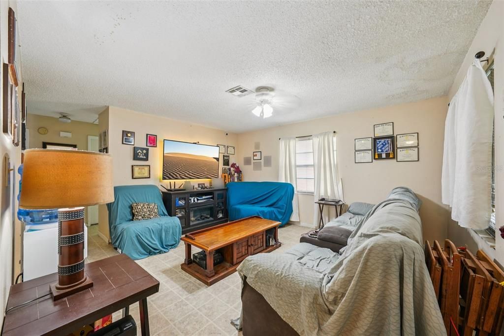 For Sale: $462,000 (4 beds, 0 baths, 1902 Square Feet)