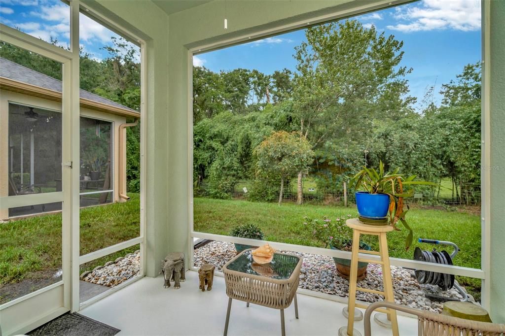 Под контрактом: $305,000 (3 спален, 2 ванн, 1753 Квадратных фут)