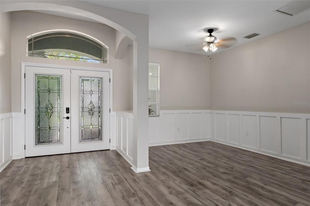 For Sale: $369,900 (4 beds, 3 baths, 2299 Square Feet)