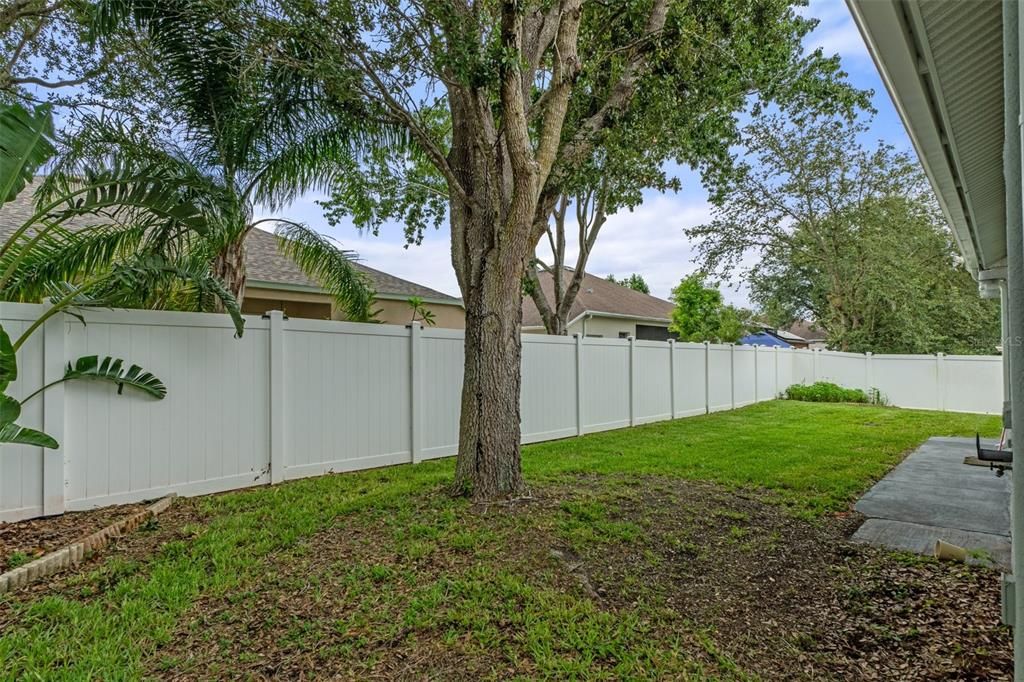 For Sale: $369,900 (4 beds, 3 baths, 2299 Square Feet)