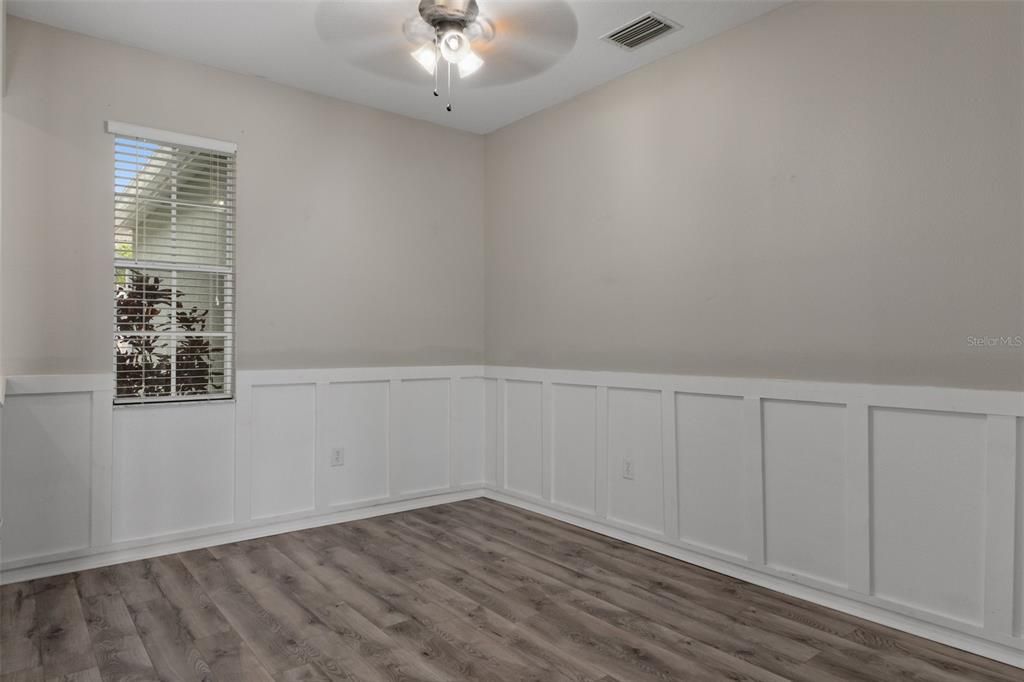 For Sale: $369,900 (4 beds, 3 baths, 2299 Square Feet)