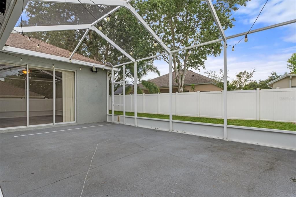 For Sale: $369,900 (4 beds, 3 baths, 2299 Square Feet)