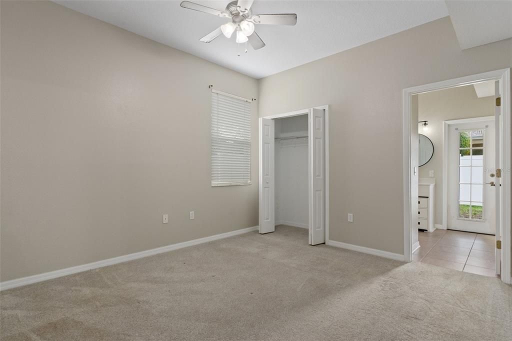 For Sale: $369,900 (4 beds, 3 baths, 2299 Square Feet)