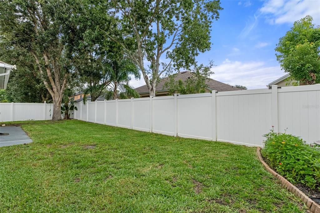 For Sale: $369,900 (4 beds, 3 baths, 2299 Square Feet)