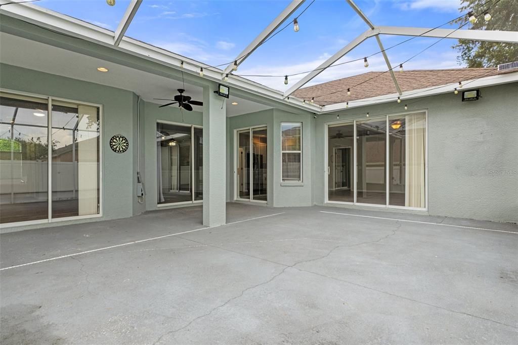 For Sale: $369,900 (4 beds, 3 baths, 2299 Square Feet)