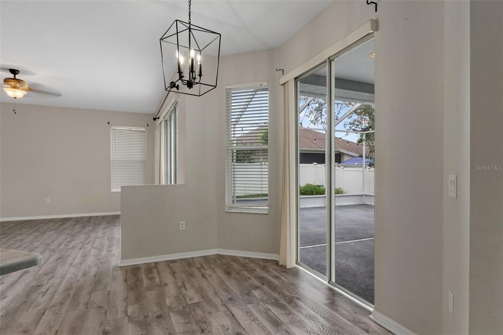 For Sale: $369,900 (4 beds, 3 baths, 2299 Square Feet)