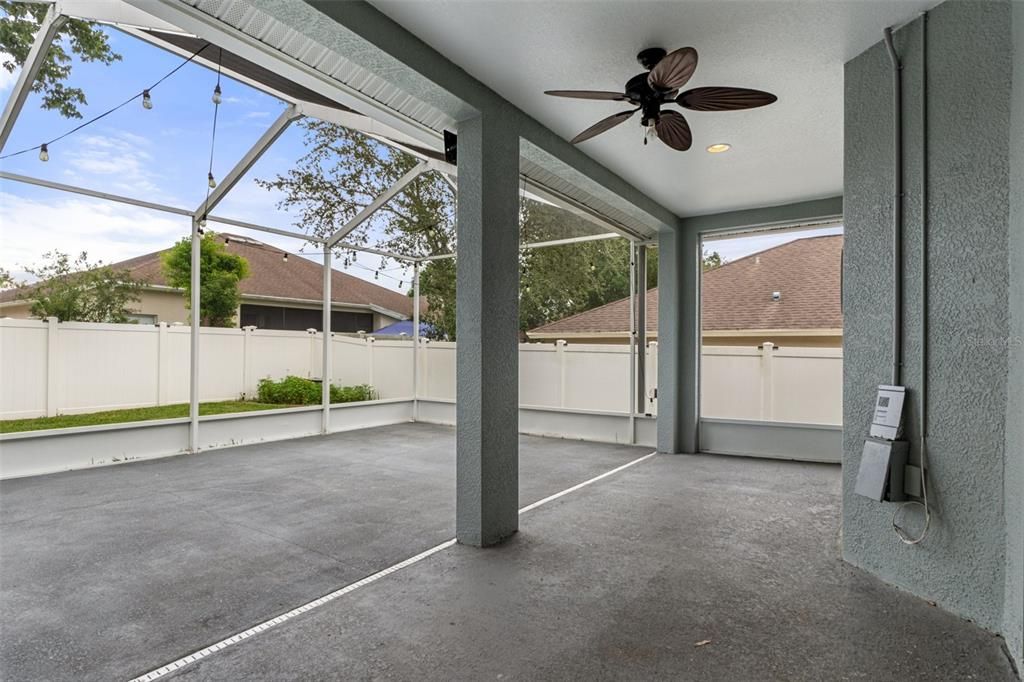 For Sale: $369,900 (4 beds, 3 baths, 2299 Square Feet)