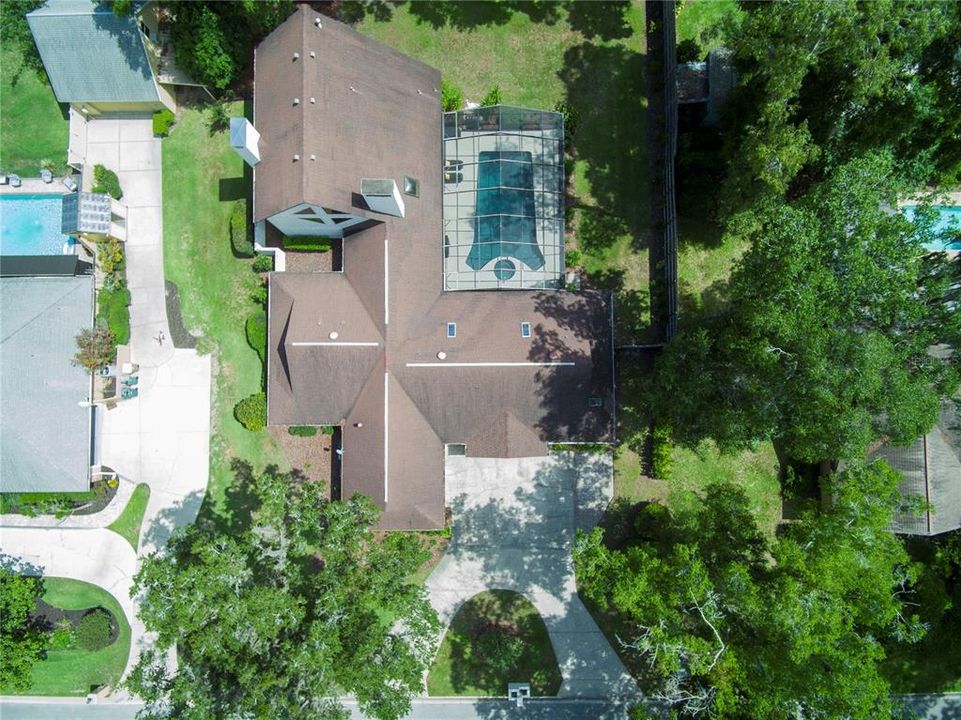 合同活跃: $1,195,000 (4 贝兹, 4 浴室, 4500 平方英尺)