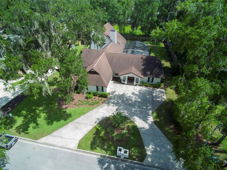 合同活跃: $1,195,000 (4 贝兹, 4 浴室, 4500 平方英尺)