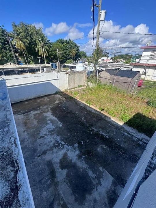 Под контрактом: $325,000 (0 спален, 0 ванн, 2338 Квадратных фут)