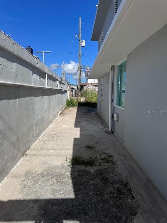 Под контрактом: $325,000 (0 спален, 0 ванн, 2338 Квадратных фут)