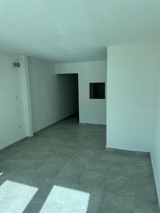 Под контрактом: $325,000 (0 спален, 0 ванн, 2338 Квадратных фут)