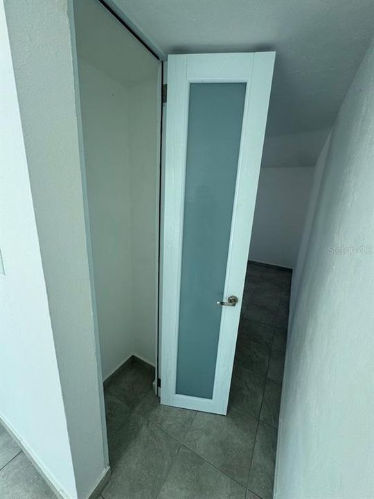 Под контрактом: $325,000 (0 спален, 0 ванн, 2338 Квадратных фут)