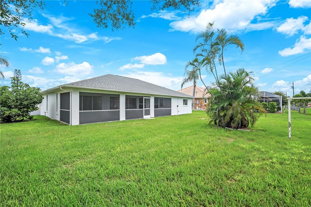 For Sale: $349,900 (3 beds, 2 baths, 1531 Square Feet)