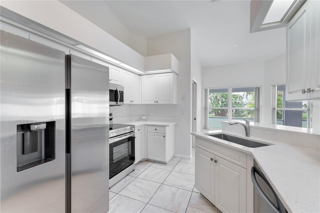 For Sale: $349,900 (3 beds, 2 baths, 1531 Square Feet)
