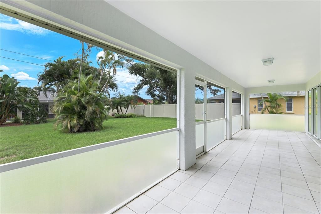 For Sale: $349,900 (3 beds, 2 baths, 1531 Square Feet)