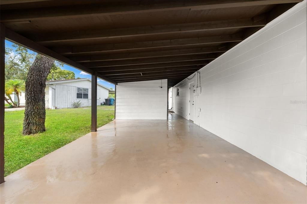 Active With Contract: $289,900 (3 beds, 1 baths, 1359 Square Feet)