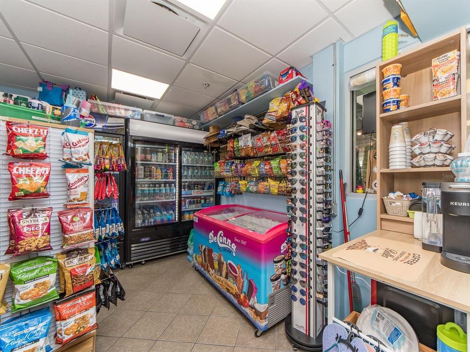 For Sale: $325,000 (0 beds, 0 baths, 237 Square Feet)