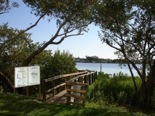 For Rent: $2,999 (2 beds, 2 baths, 1384 Square Feet)