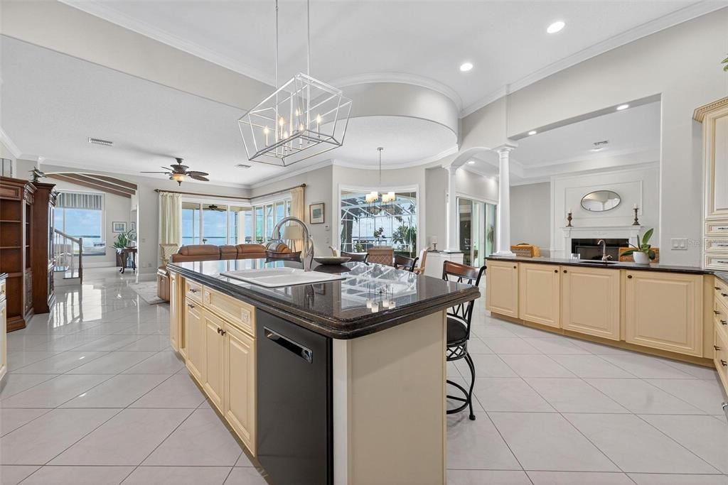 待售: $2,099,000 (4 贝兹, 4 浴室, 4288 平方英尺)