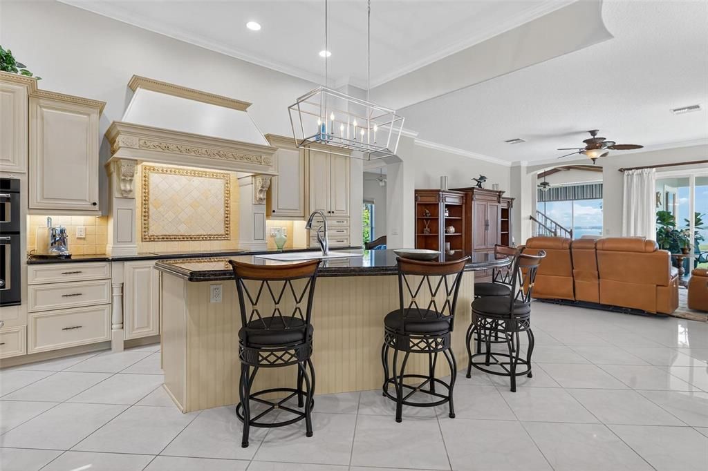 待售: $2,099,000 (4 贝兹, 4 浴室, 4288 平方英尺)