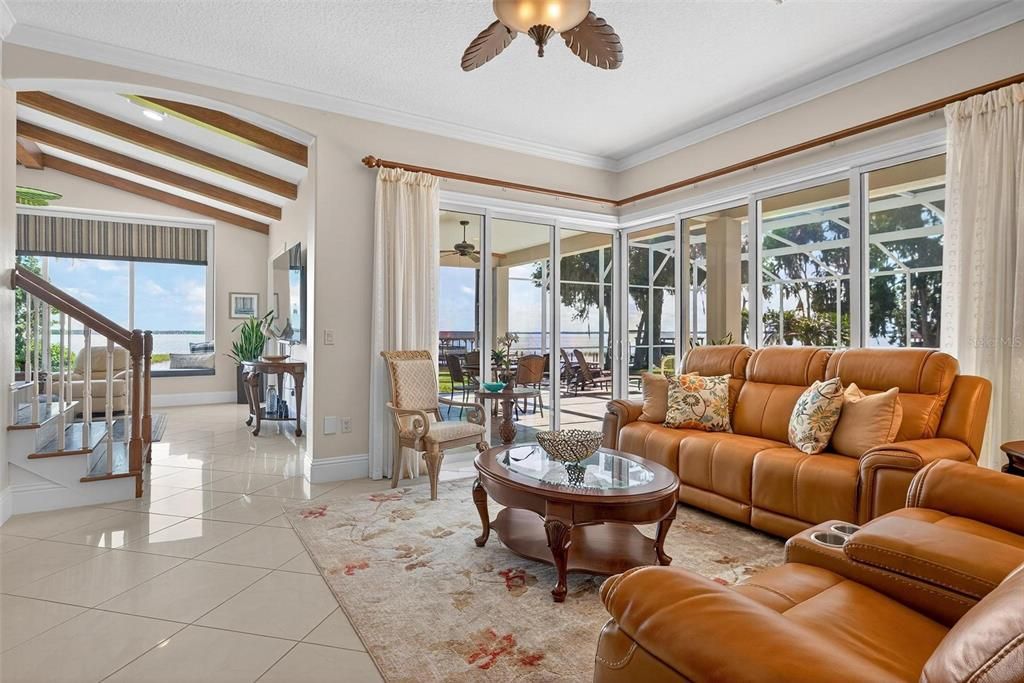 待售: $2,099,000 (4 贝兹, 4 浴室, 4288 平方英尺)