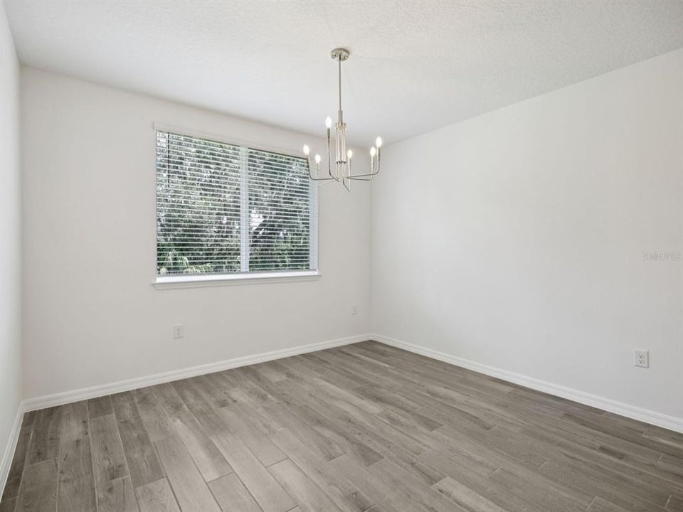 待售: $545,380 (4 贝兹, 3 浴室, 2487 平方英尺)