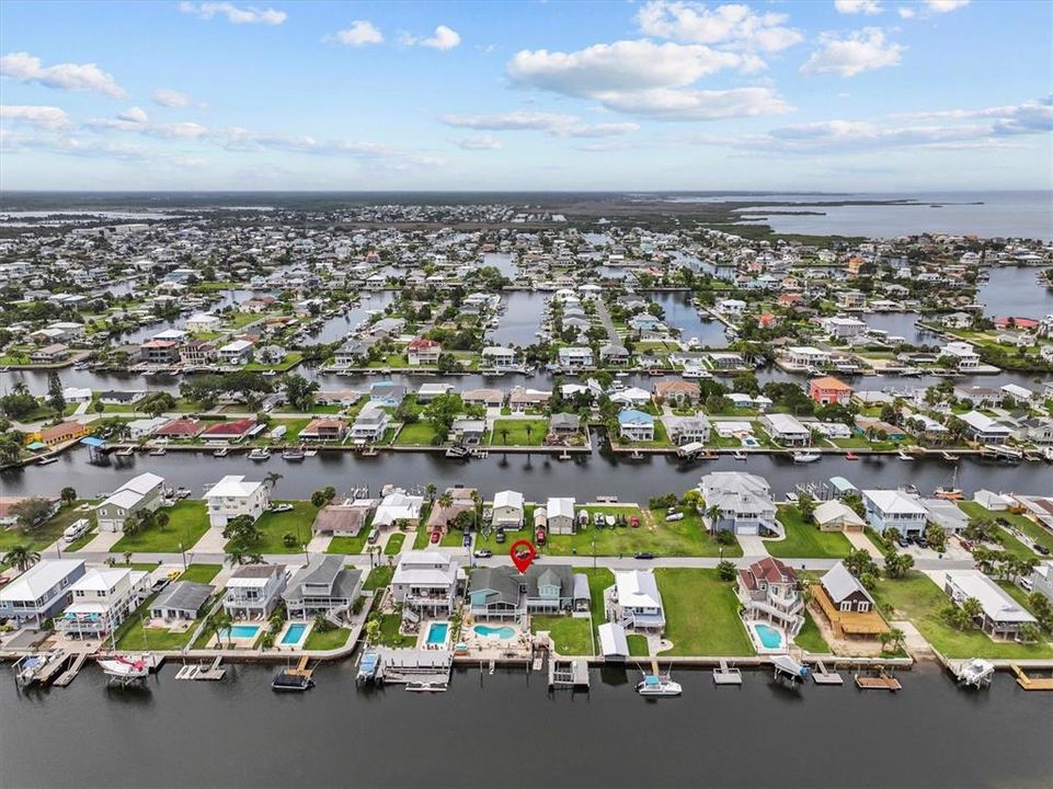 待售: $960,000 (4 贝兹, 3 浴室, 2014 平方英尺)