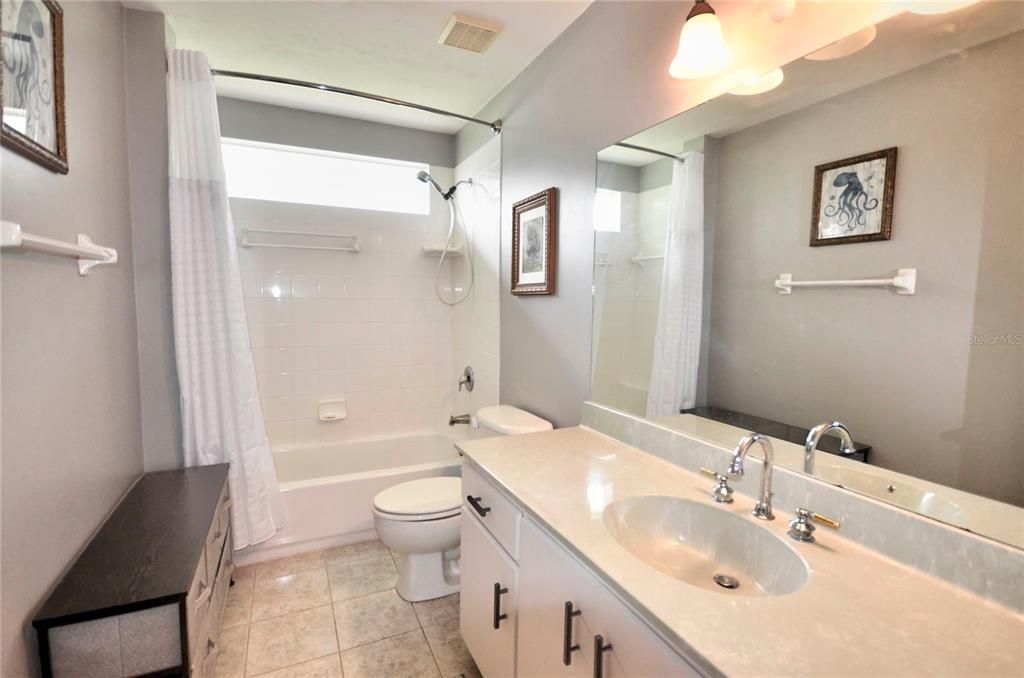 На продажу: $455,500 (3 спален, 2 ванн, 1940 Квадратных фут)