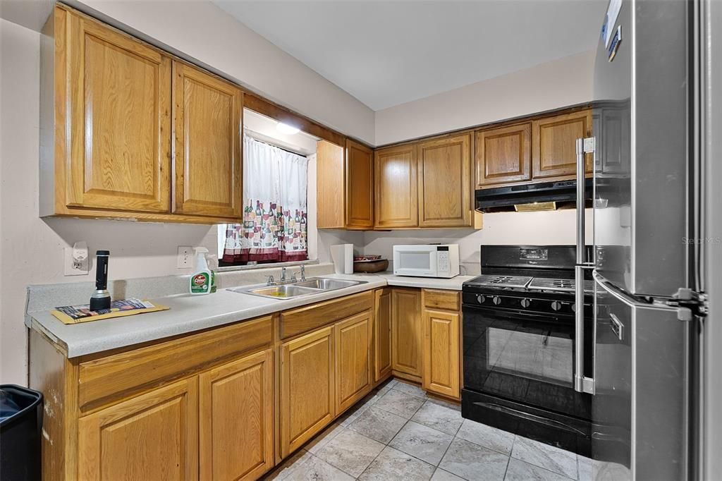 Active With Contract: $725,000 (0.34 acres)