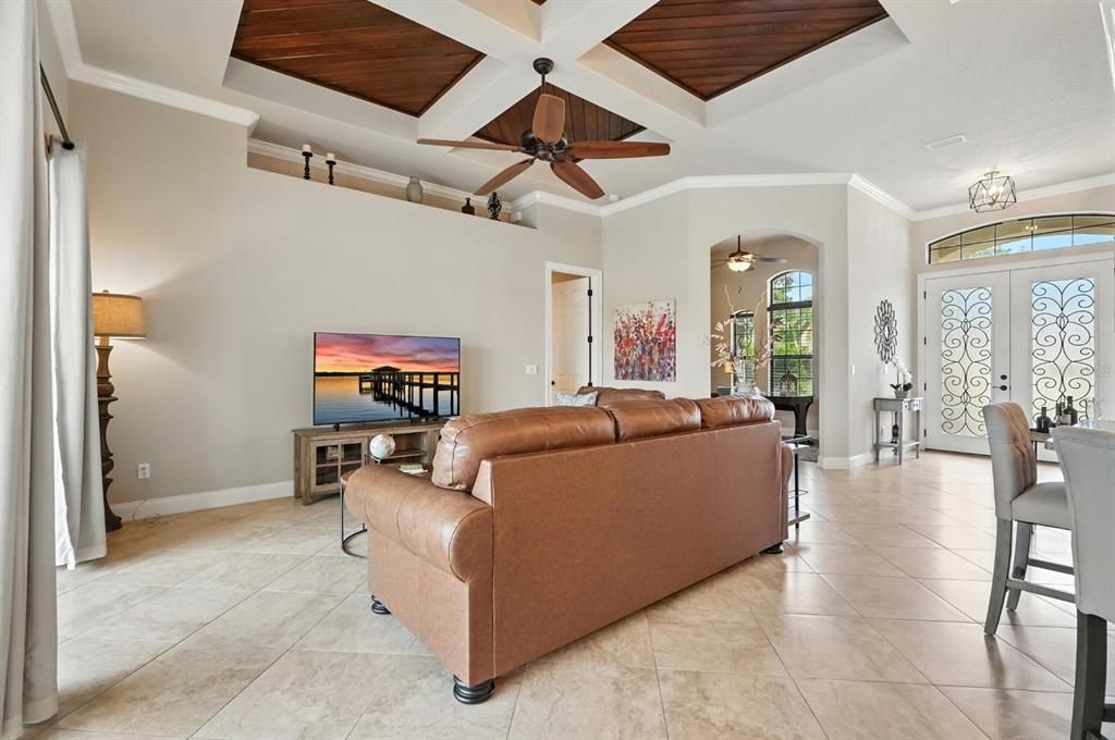 Active With Contract: $574,500 (3 beds, 2 baths, 1973 Square Feet)