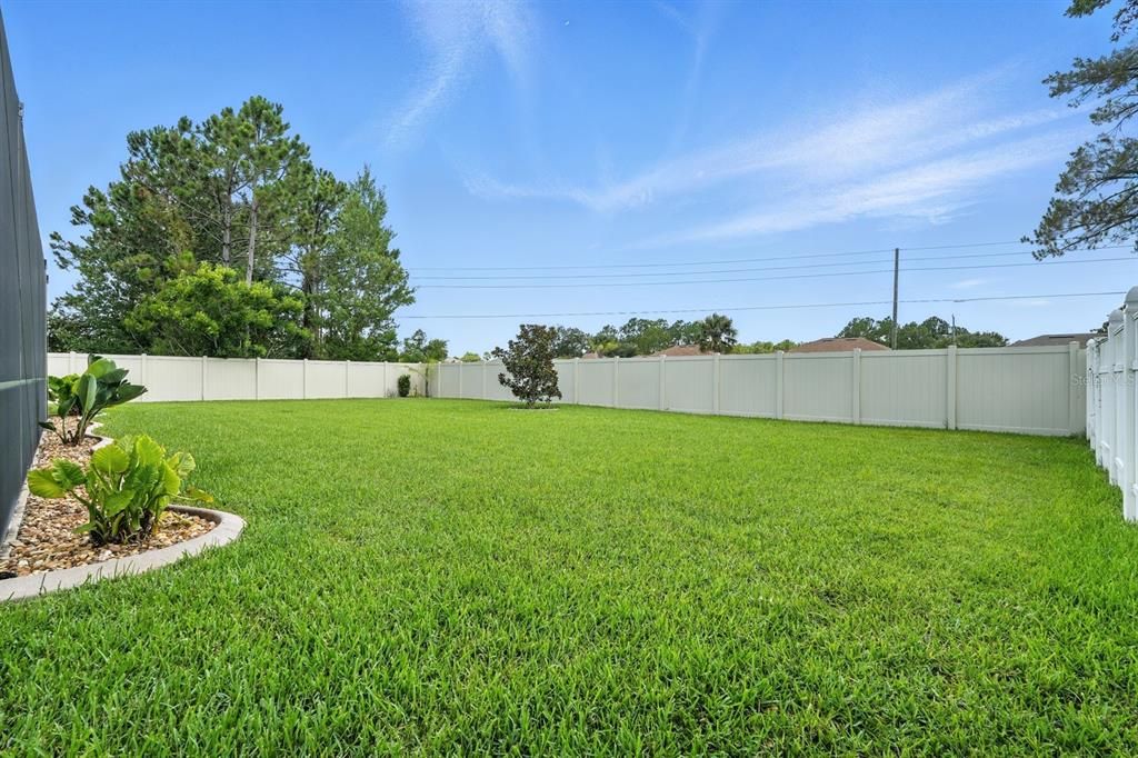 Active With Contract: $574,500 (3 beds, 2 baths, 1973 Square Feet)