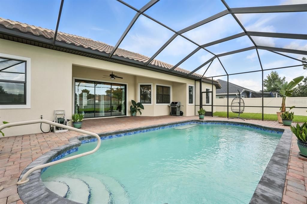 Active With Contract: $574,500 (3 beds, 2 baths, 1973 Square Feet)