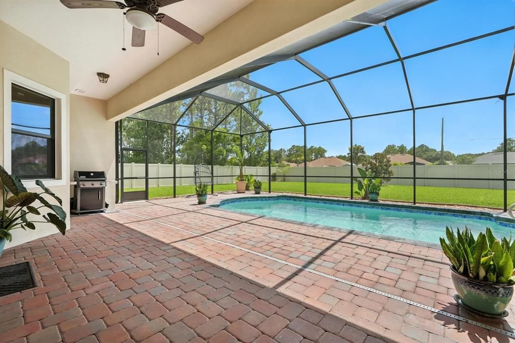 Active With Contract: $574,500 (3 beds, 2 baths, 1973 Square Feet)