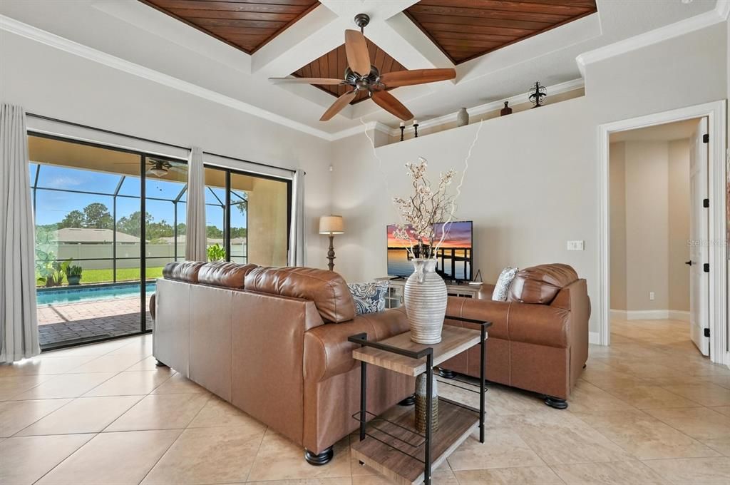 Active With Contract: $574,500 (3 beds, 2 baths, 1973 Square Feet)