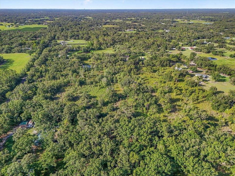 待售: $500,000 (9.70 acres)