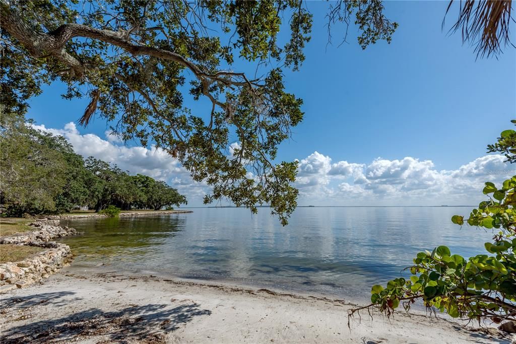 For Sale: $12,000,000 (3 beds, 3 baths, 3114 Square Feet)