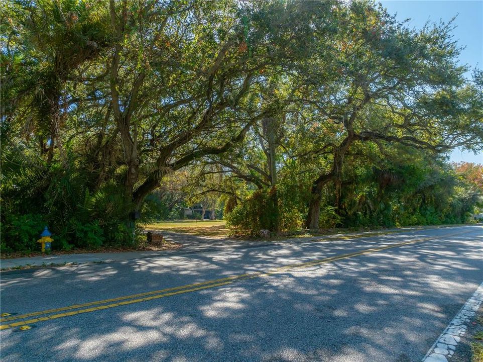 For Sale: $12,000,000 (3 beds, 3 baths, 3114 Square Feet)