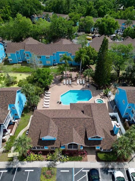 合同活跃: $1,870 (3 贝兹, 2 浴室, 1287 平方英尺)